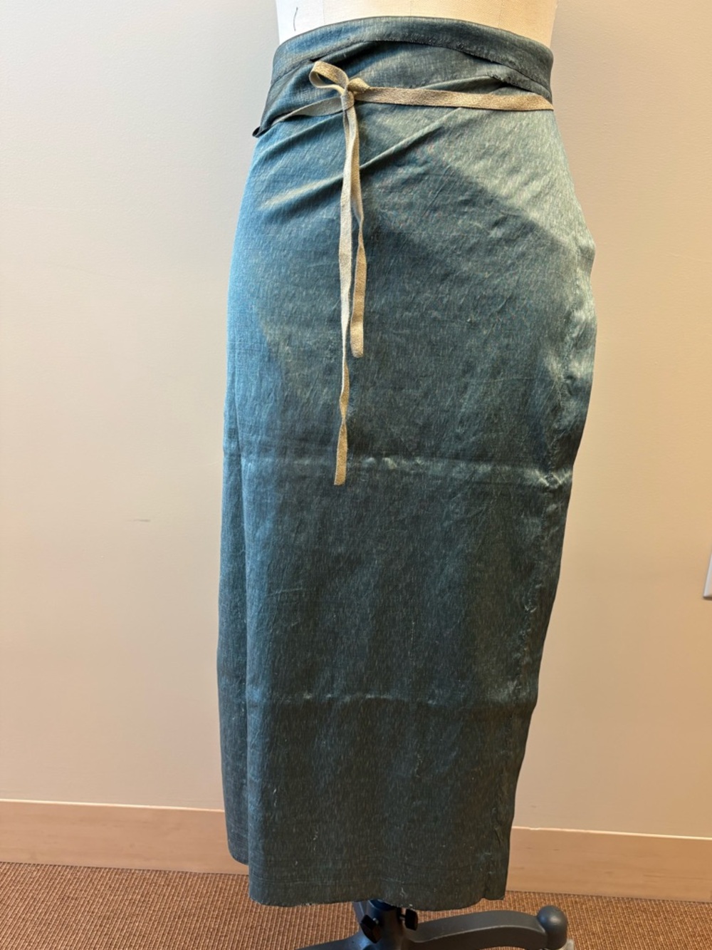 Dosa vintage silk wrap skirt, OS
